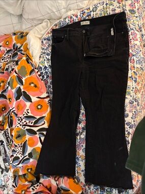 33 Madewell Black Flare Jeans